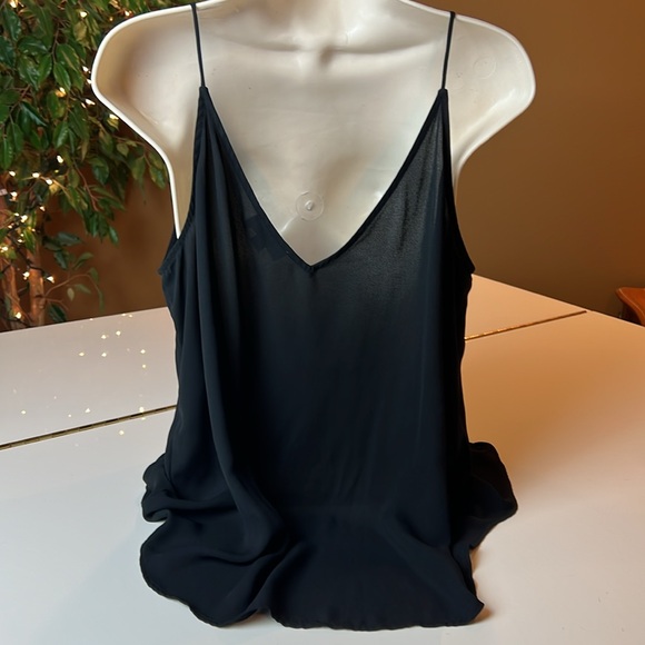 🖤LOFT BLACK SLIGHTLY SHEER V NECK TOP WITH BUTTONS SIZE LARGE - Picture 9 of 13